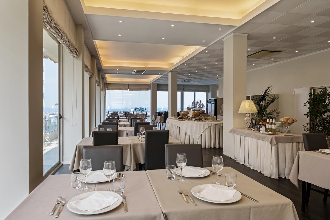 Trevi Family Resort Cattolica Exterior foto